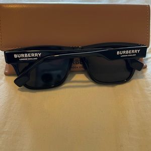 ‼️SOLD‼️Burberry Glasses Perfect Condition
